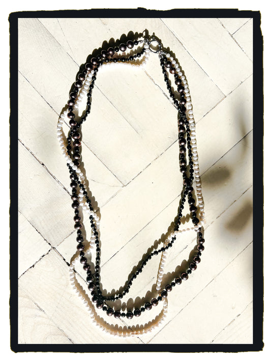 Collar TROIS perlas